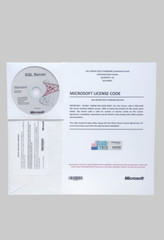 SQL Server 2022 Standard Unlimited Cores & unlimited User CALs License & DVD