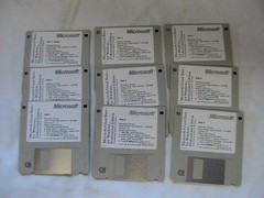 1 USED MICROSOFT VISUAL BASIC PROFESSIONAL EDITION 3.0 WITH MANUALS AND DISCS