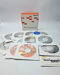 Microsoft .net Enterprise Servers 11 Disc set w/6 Keys – Win 2000 – Pre-owned