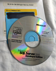 2 CD Microsoft SQL Server 2000 Developer A w/ Service Pack 3a + Product Key