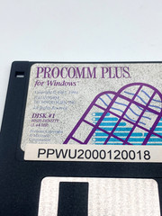 *Vintage* PROCOMM PLUS for Windows 1994 Set Of 4 3.5” Floppy Disks 1.44MB