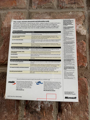 Microsoft Sharepoint Portal Server 2001 w/ 25 Client Access Licenses NEW SEALED