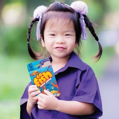 Outset Media Go Fish Card Game – Classic Kids Card Game, 36 Oversized Cards