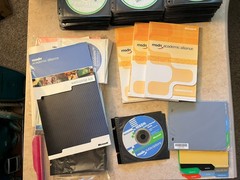MASSIVE 950+ Discs Microsoft MSDN/TechNet DVD CD lot 1997-2007 w/binders 60LBS