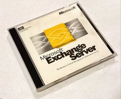 1997 Vintage Microsoft Exchange Server 5.5 Enterprise w/CD Key – Excellent