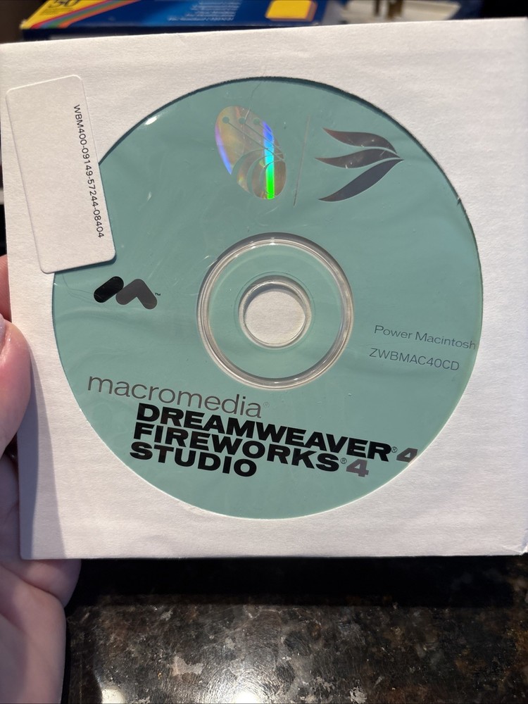 Macromedia Web Design Studio~Dreamweaver4~Fireworks4~For Mac W/ key~Free Ship