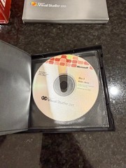 Microsoft Visual Studio 2005 Professional Pro c5e-00001 w/ License keys