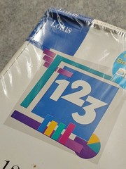 VTG Lotus 123 Release 2.4 for DOS 1992 Software 3.5 Diskettes NOS SEALED 1 2 3