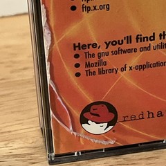 Vtg 1998 Red Hat Linux Off-Line 4 Disc Set Archives Of The Hottest Linux Sites!